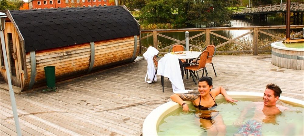 טראנאס Badhotellet Spa & Konferens מראה חיצוני תמונה